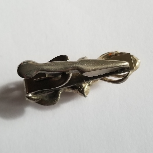 Relisted - Vintage clip brooch faux pearls gold tone - Picture 4 of 8